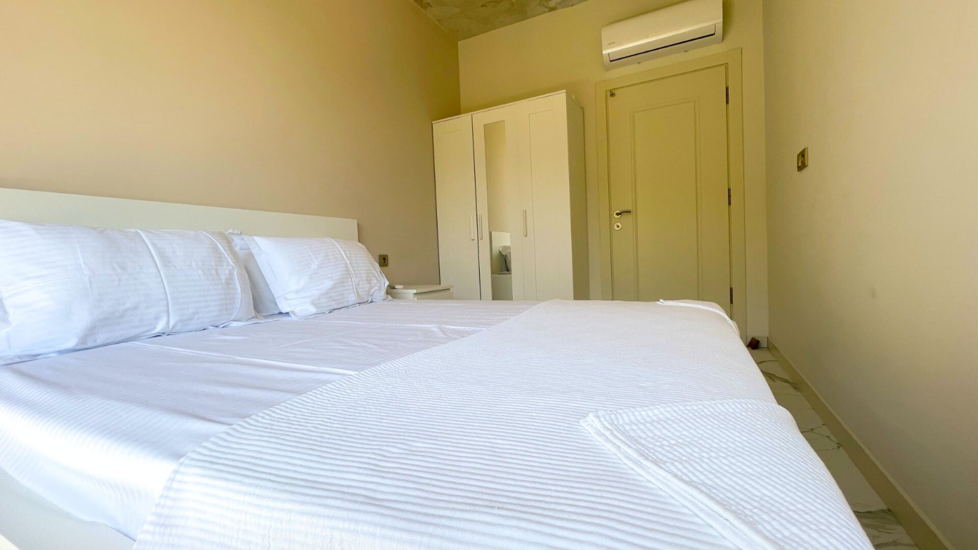VBK65486 Villa Booking