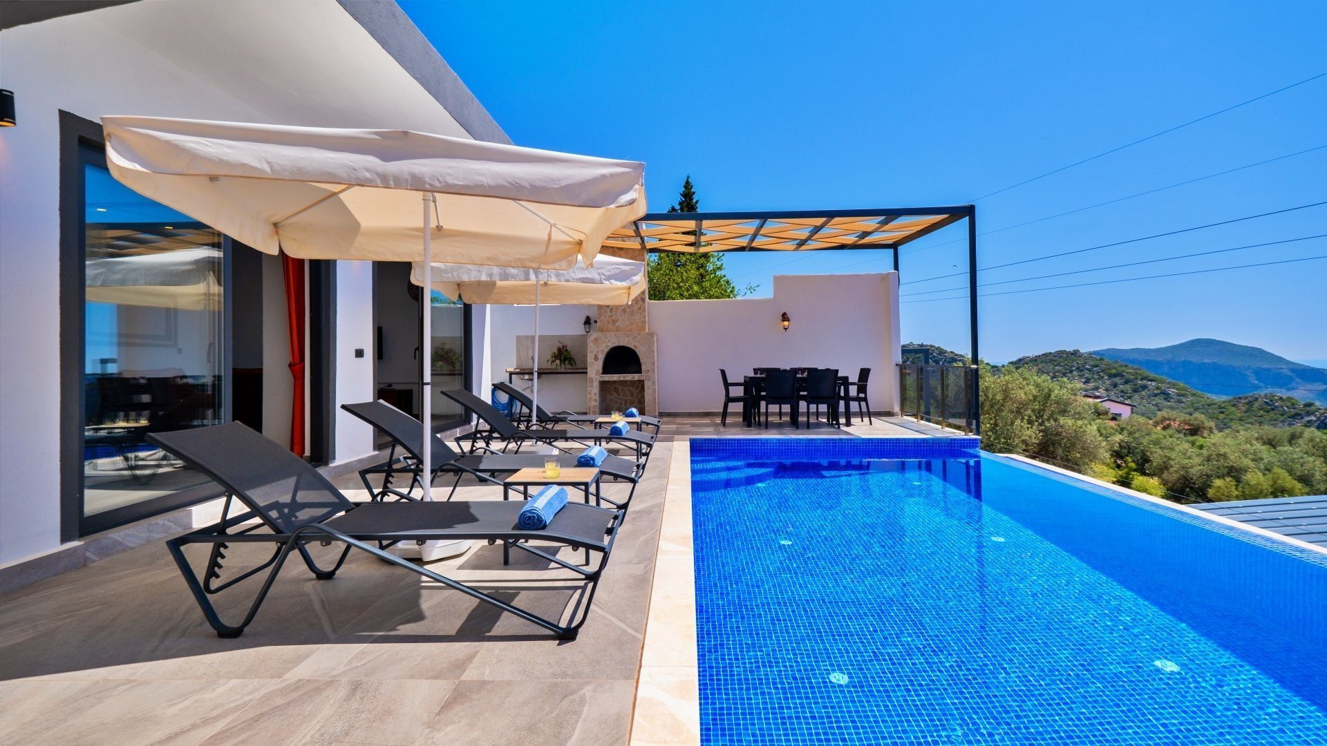 VBK52747 Villa Booking