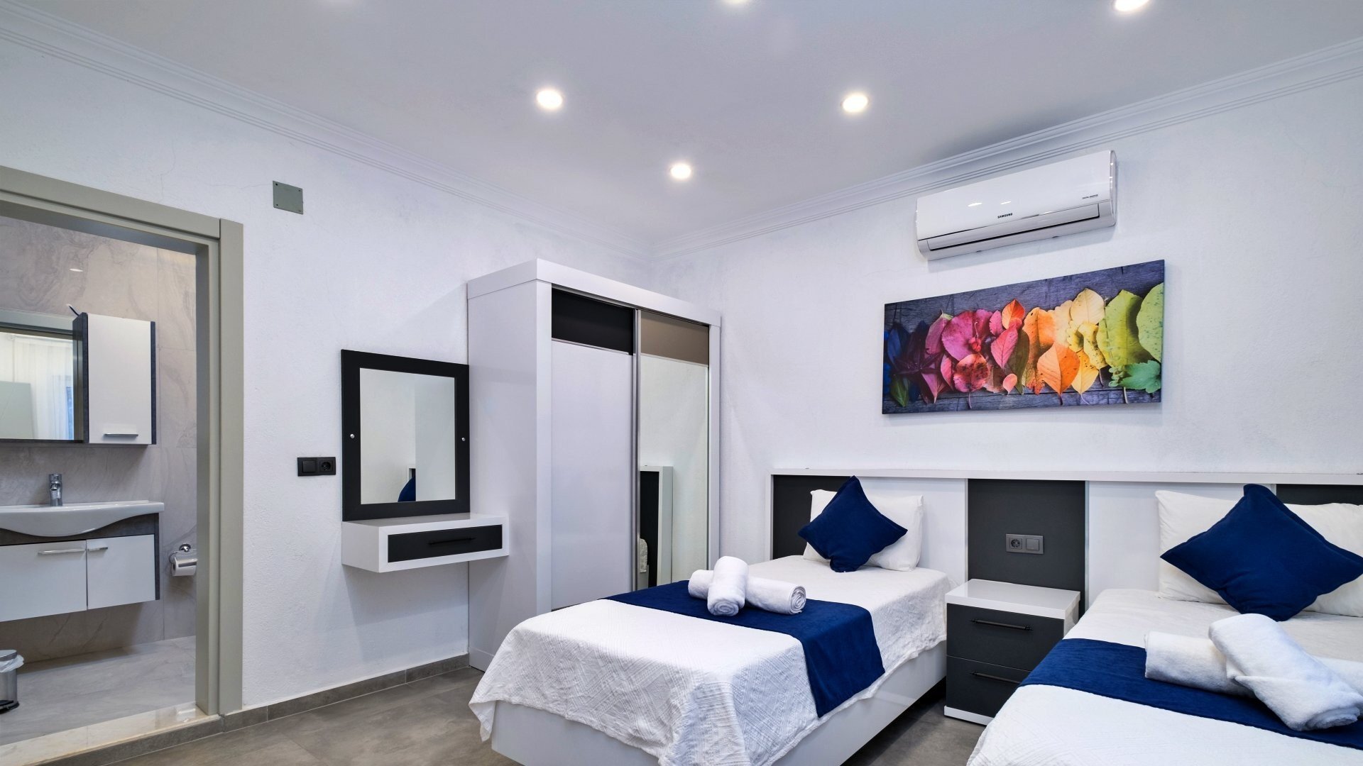 VBK52747 Villa Booking