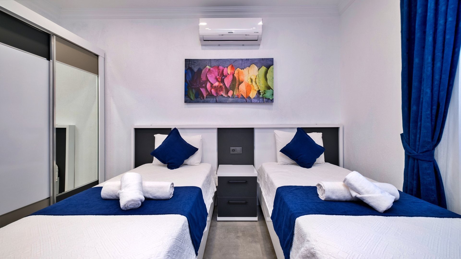 VBK52747 Villa Booking
