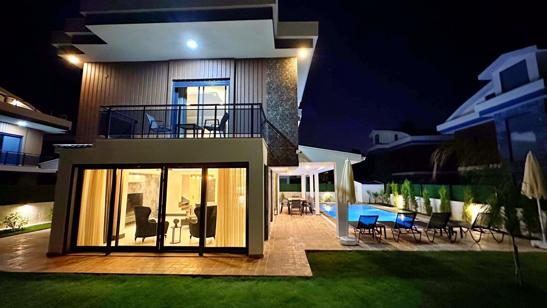 VBK87748 Villa Booking