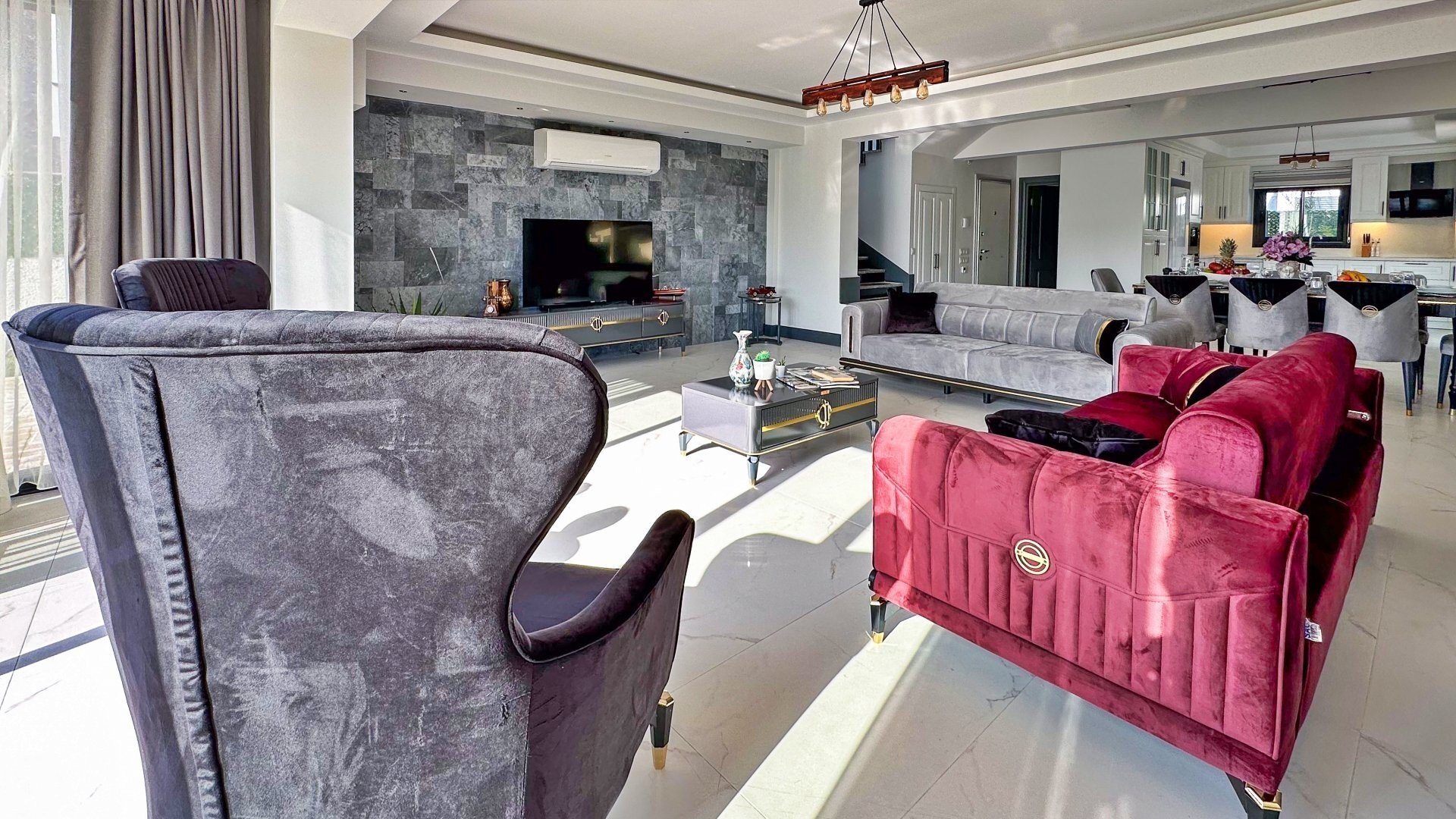 VBK87748 Villa Booking