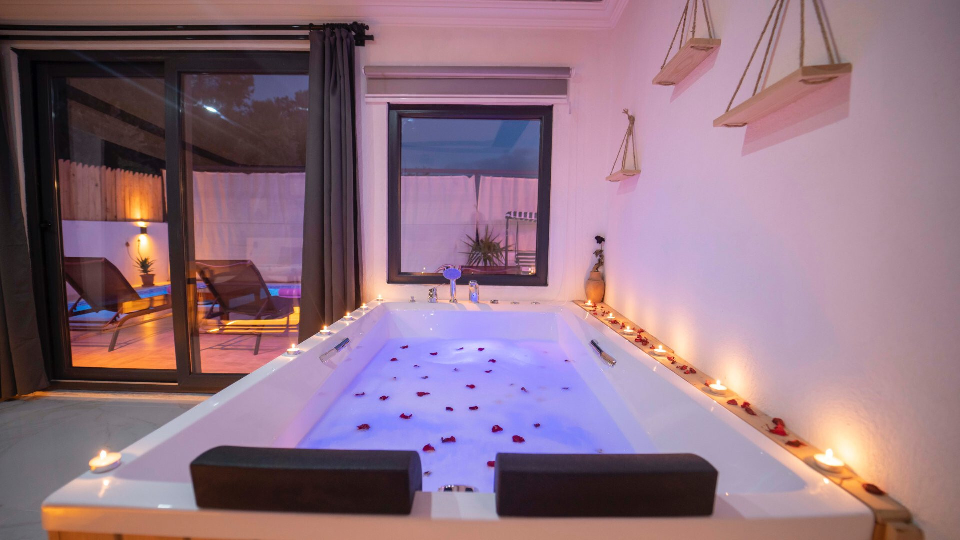 VBK34591 Villa Booking