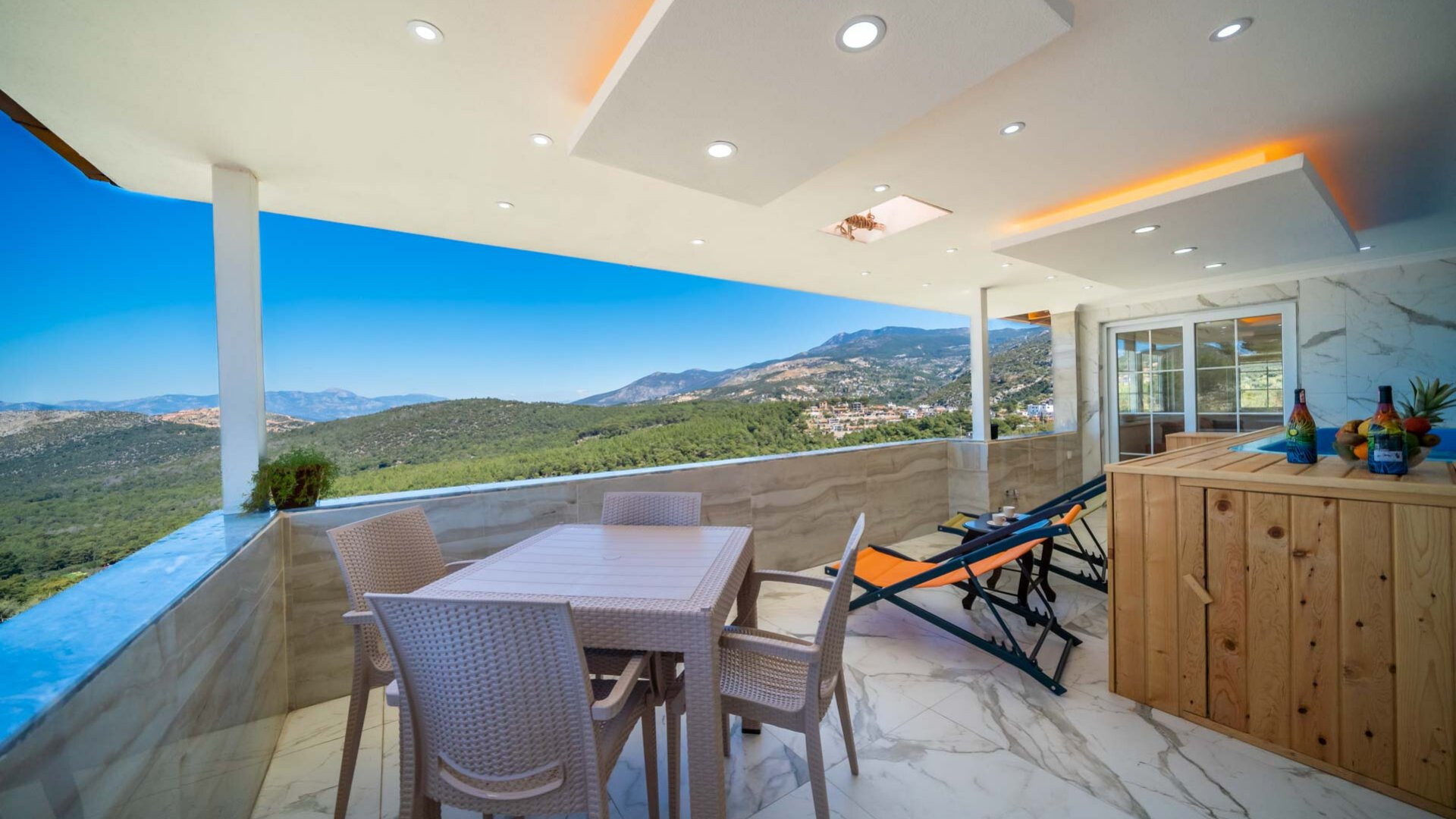 VBK78912 Villa Booking