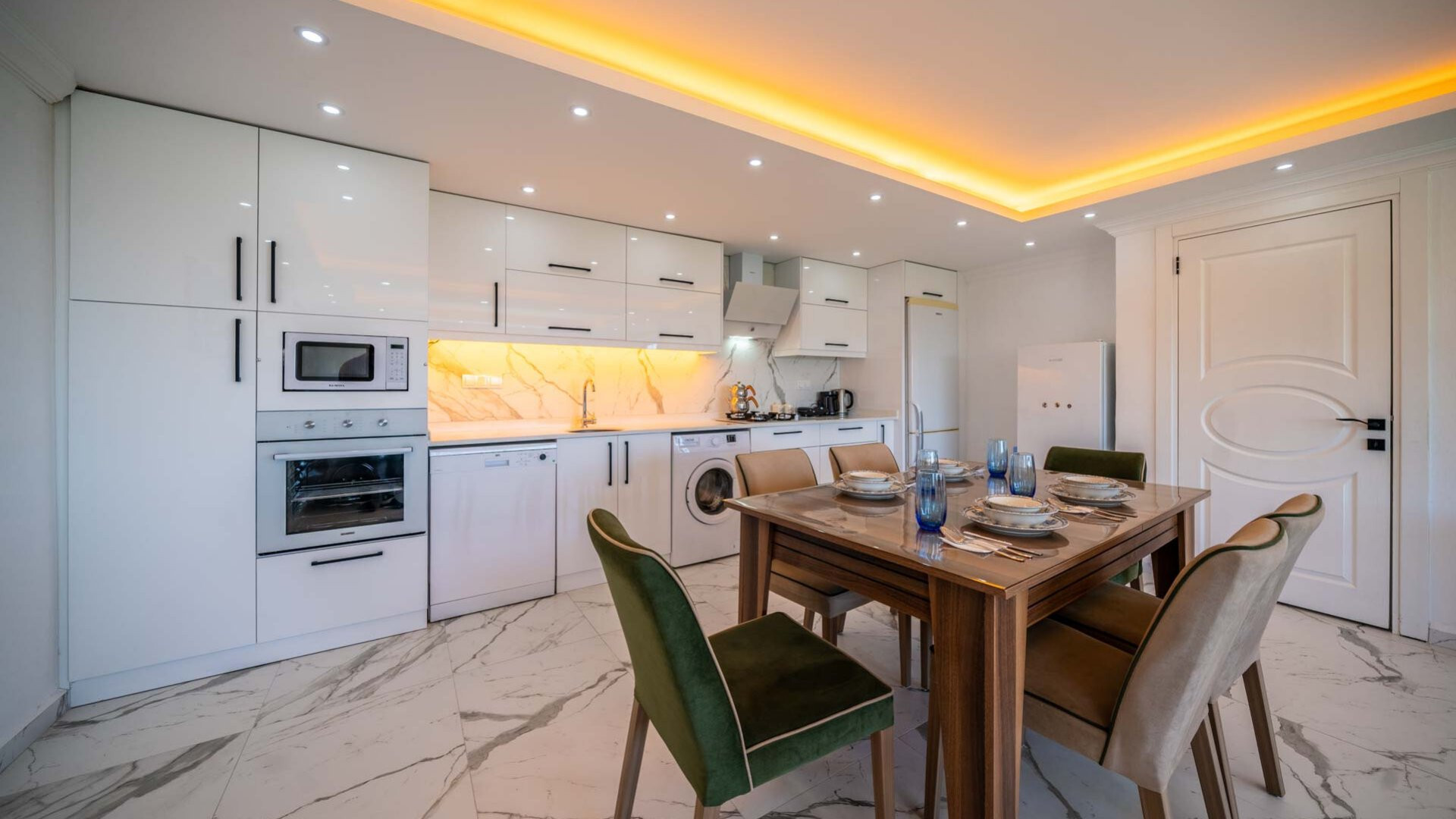 VBK78912 Villa Booking