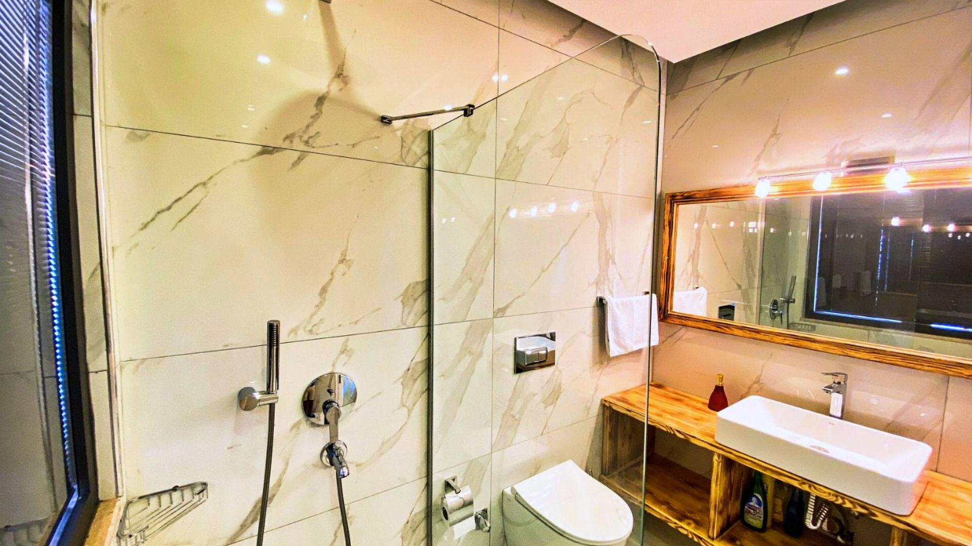 VBK96342 Villa Booking