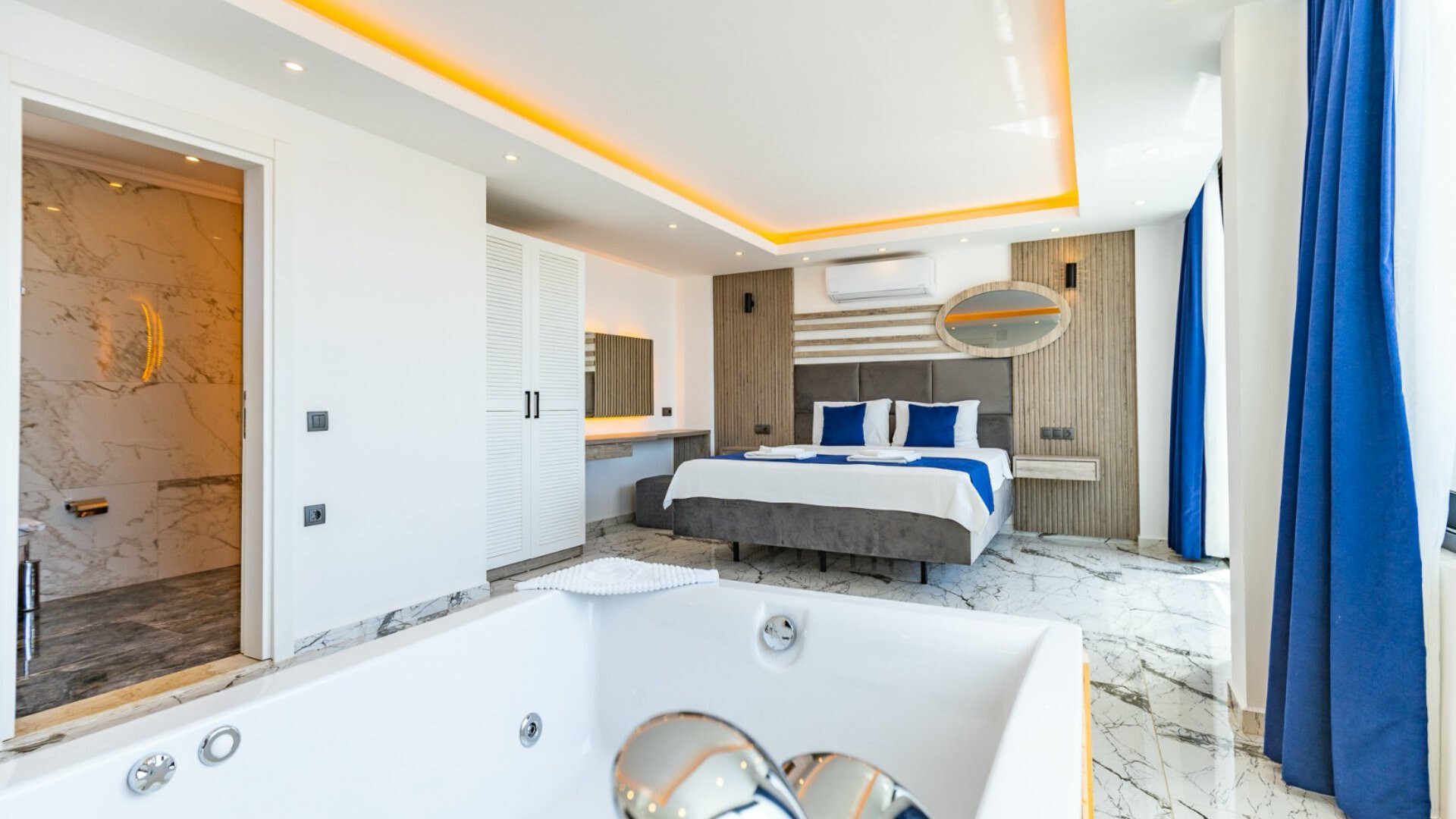 VBK45534 Villa Booking
