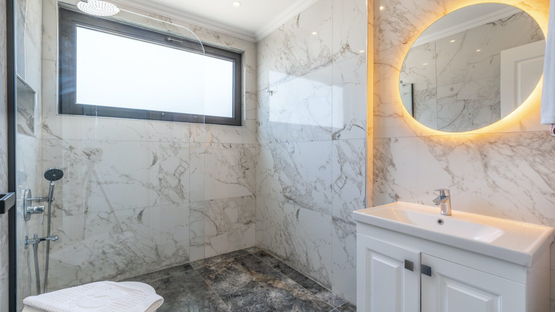 VBK45534 Villa Booking
