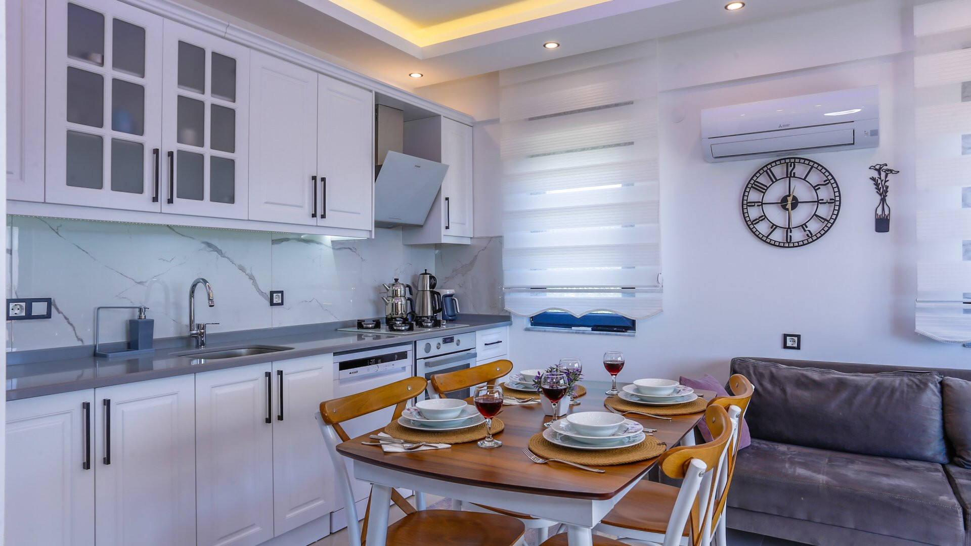 VBK24375 Villa Booking