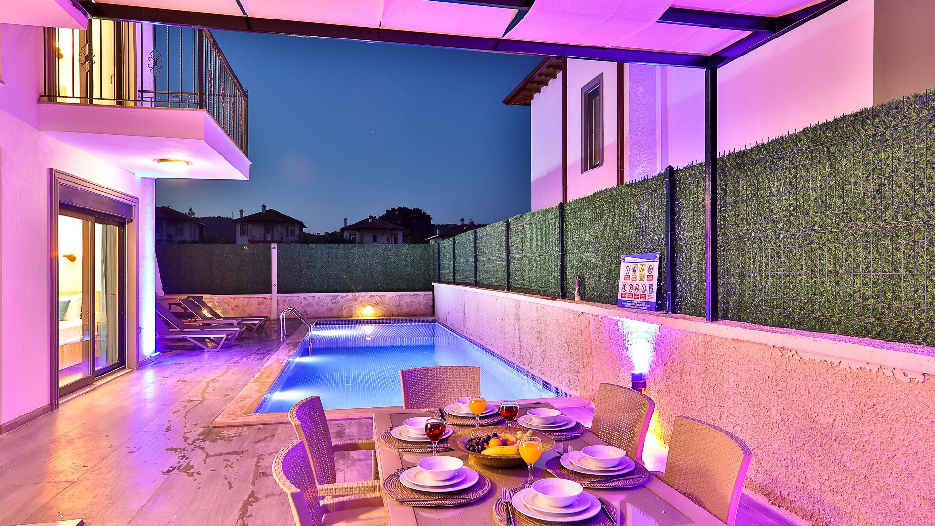 VBK40674 Villa Booking