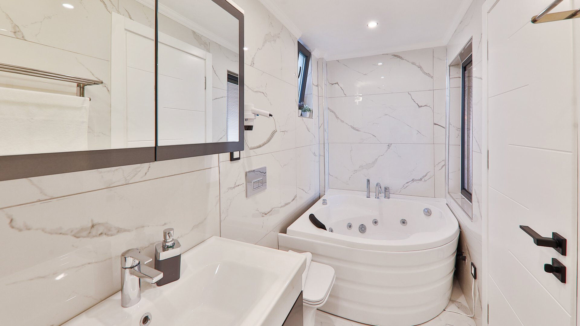 VBK40674 Villa Booking