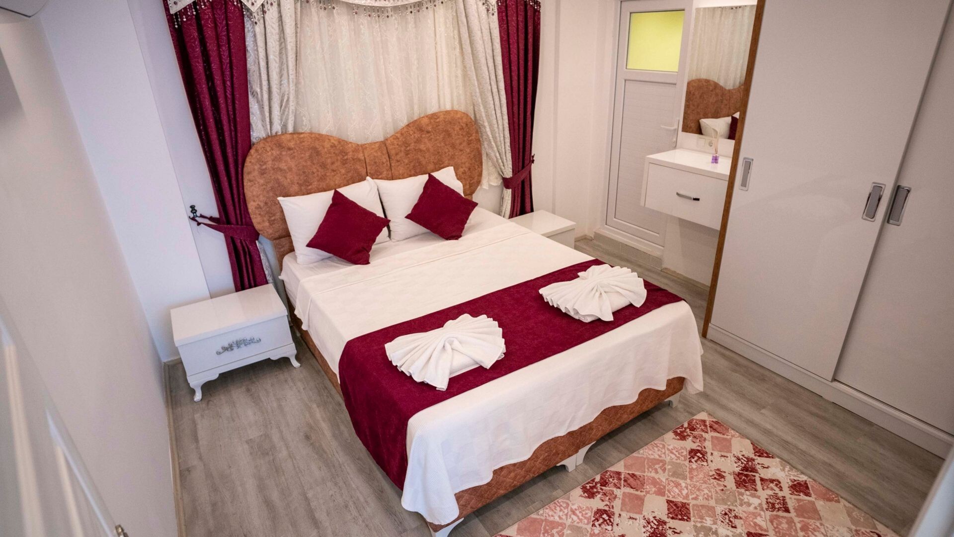 VBK43729 Villa Booking