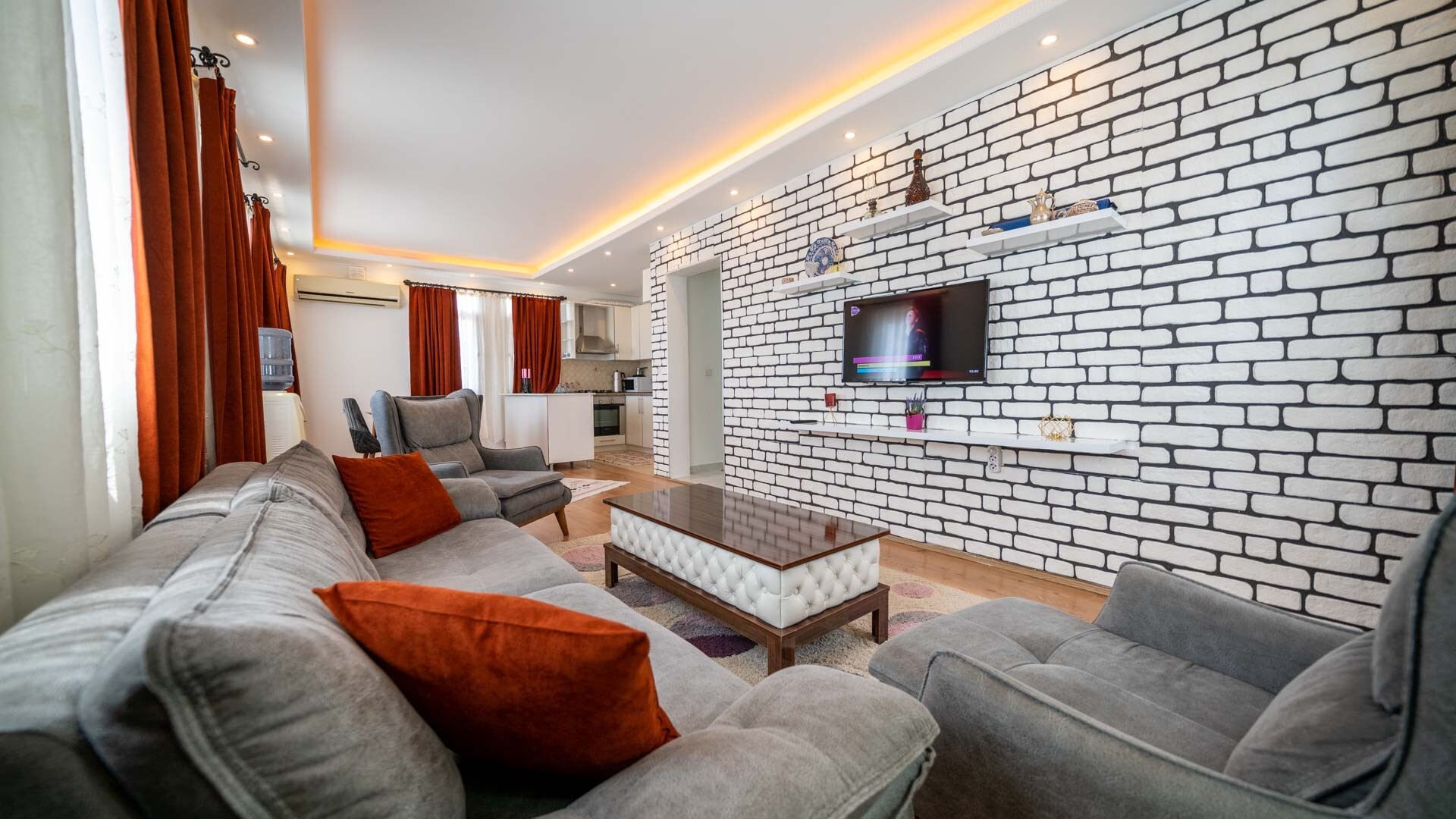 VBK24271 Villa Booking