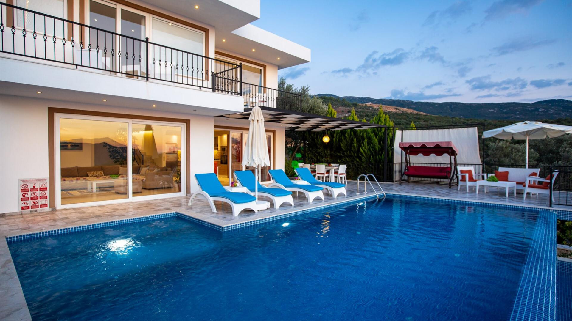 VBK67787 Villa Booking