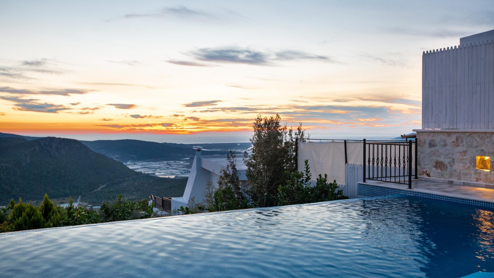 VBK67787 Villa Booking
