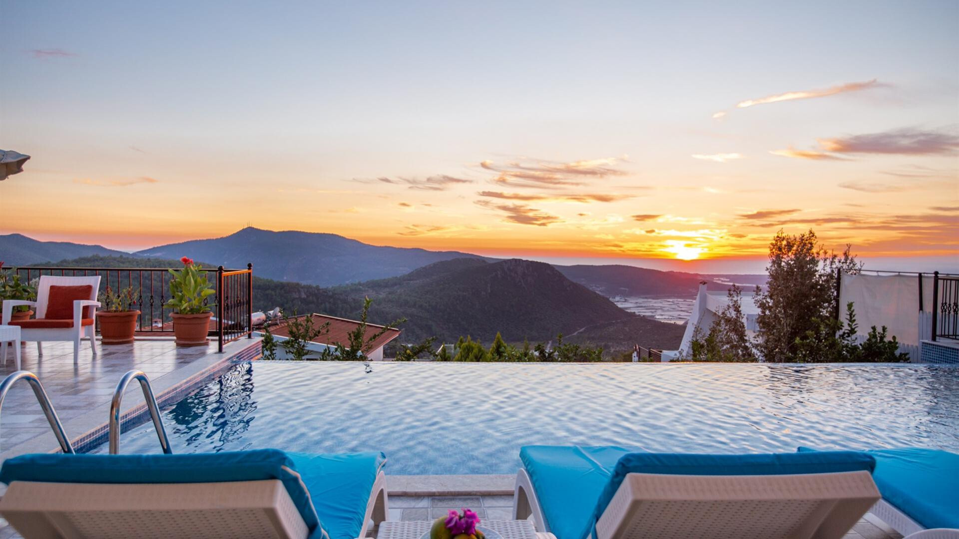 VBK67787 Villa Booking