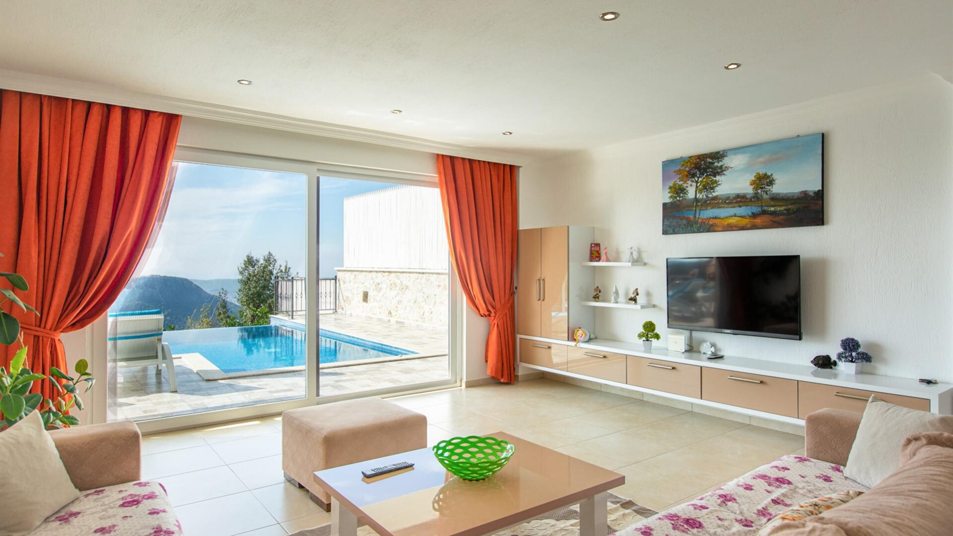 VBK67787 Villa Booking