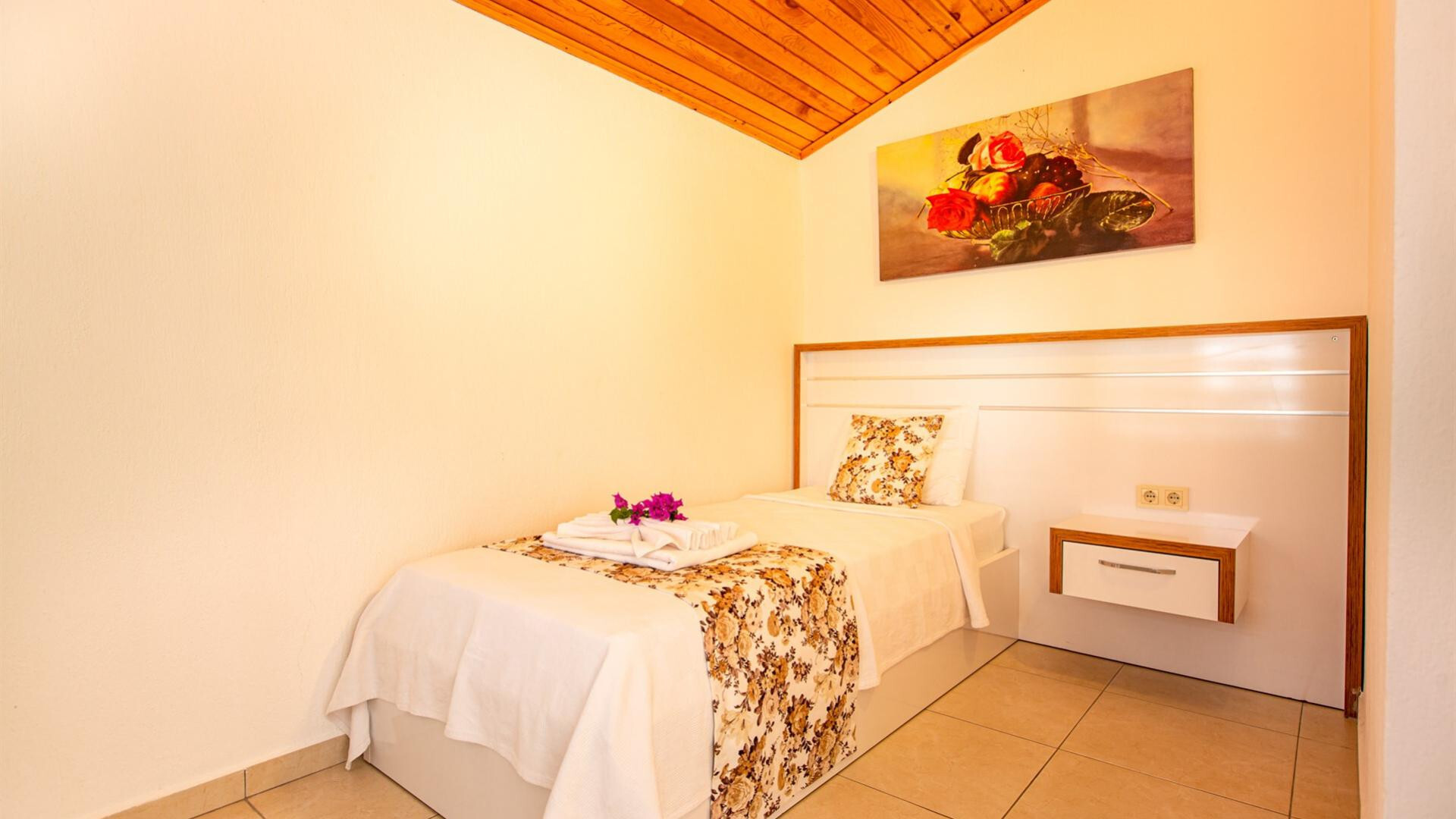 VBK67787 Villa Booking