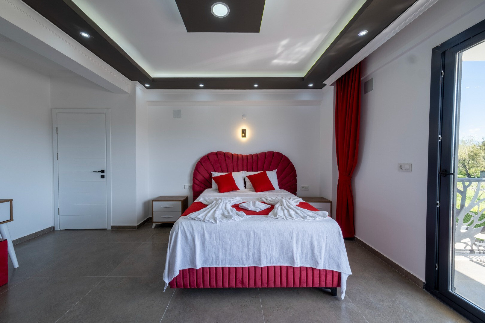 VBK80135 Villa Booking