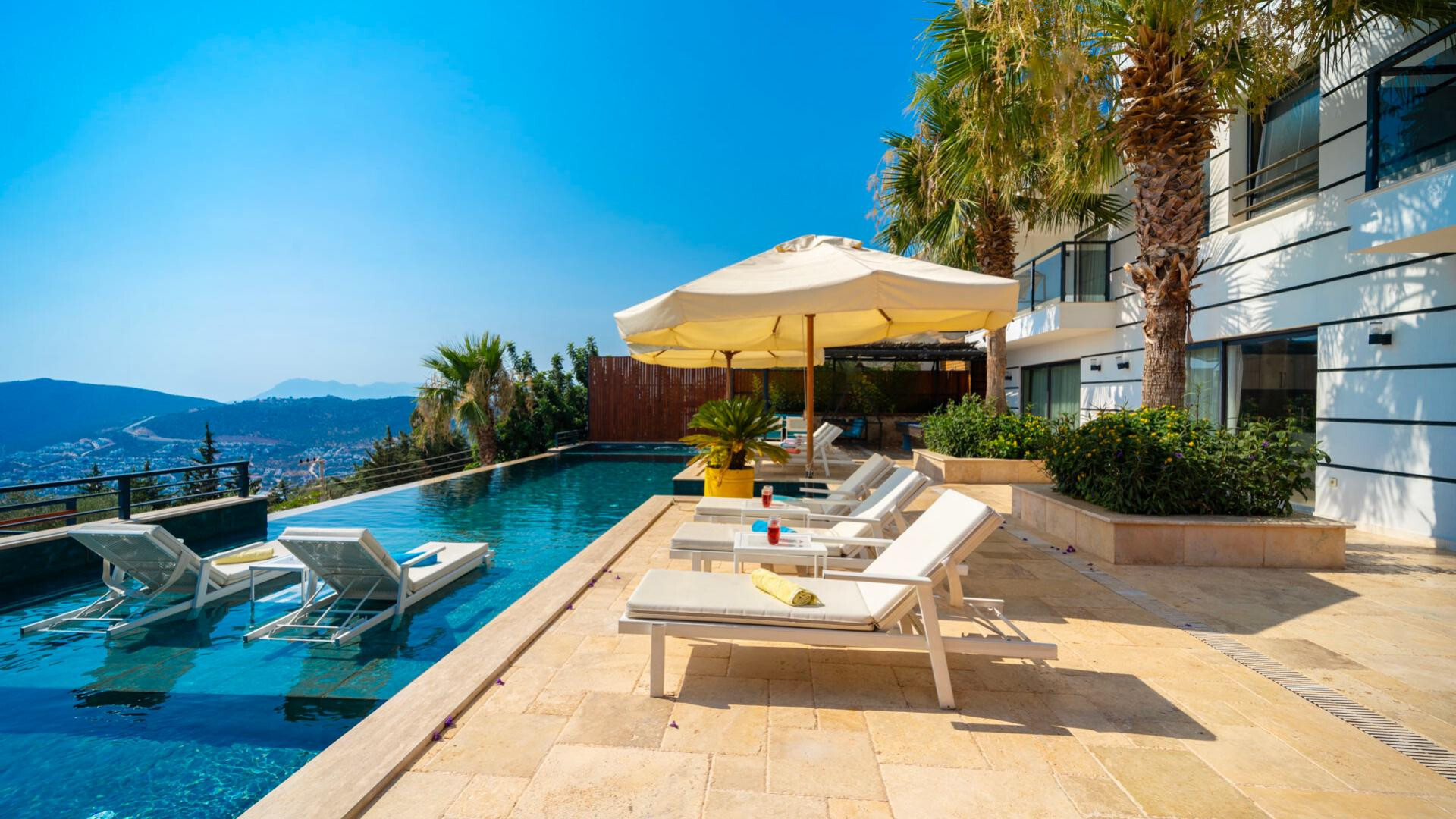 VBK25204 Villa Booking