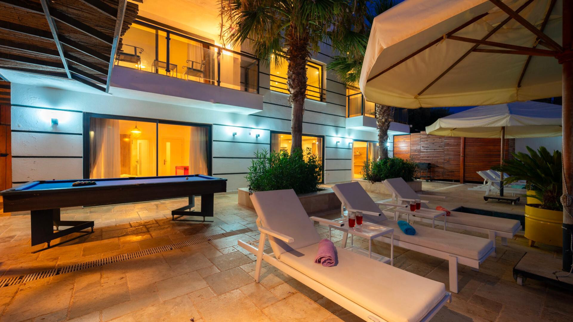 VBK25204 Villa Booking