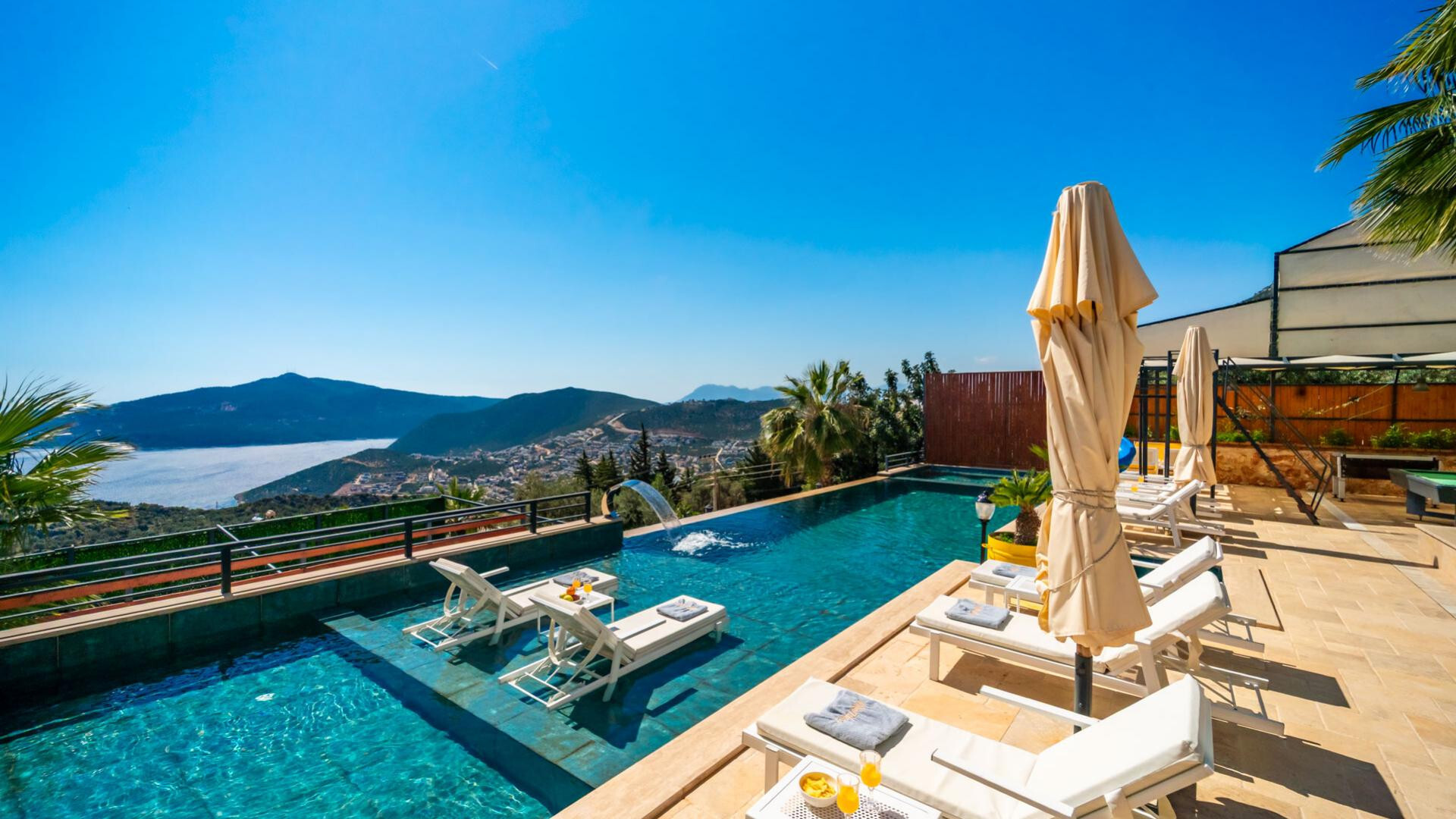VBK25204 Villa Booking
