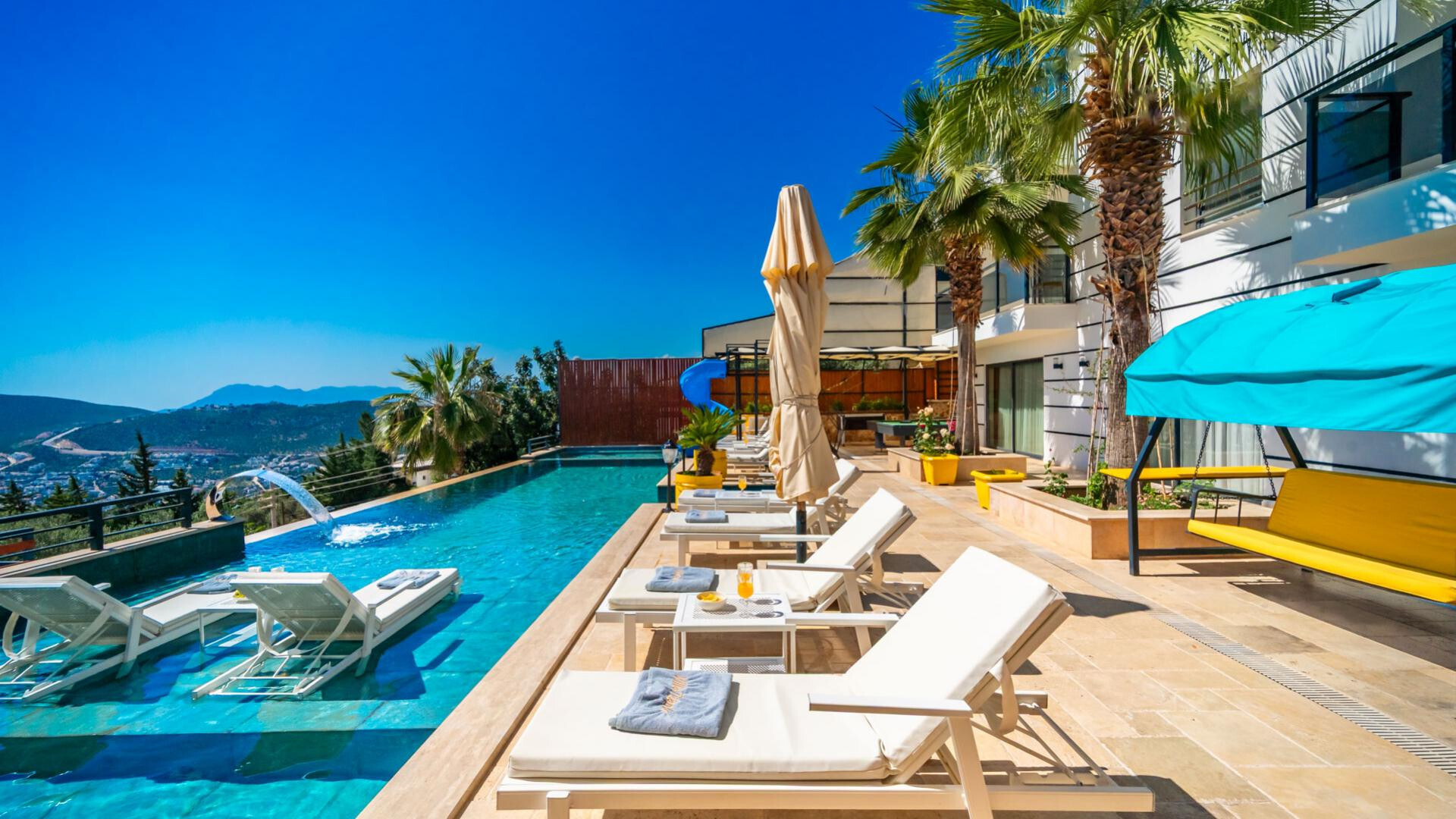 VBK25204 Villa Booking