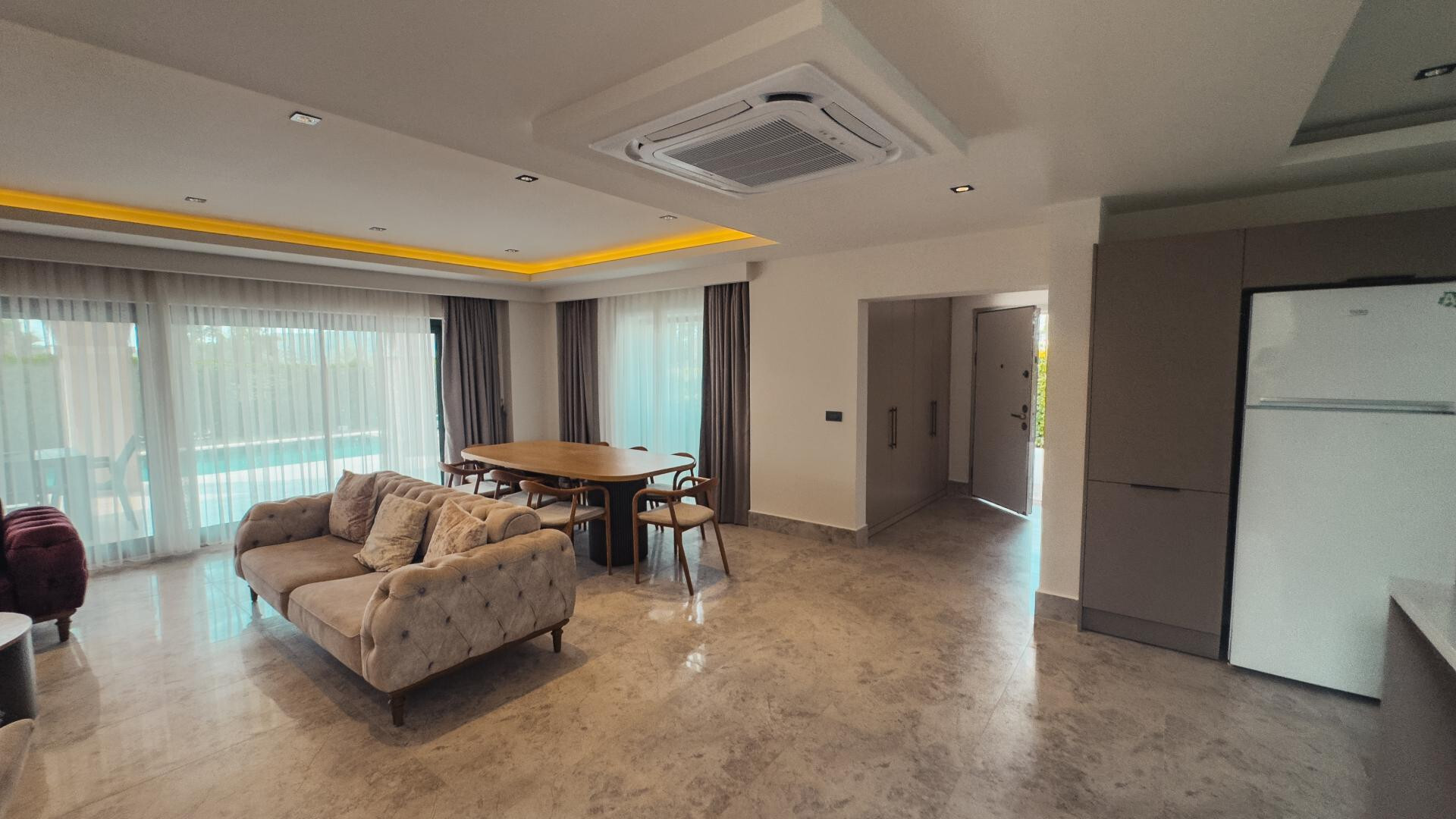 VBK62951 Villa Booking