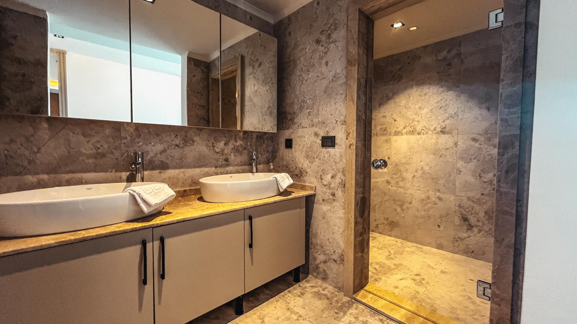 VBK62951 Villa Booking