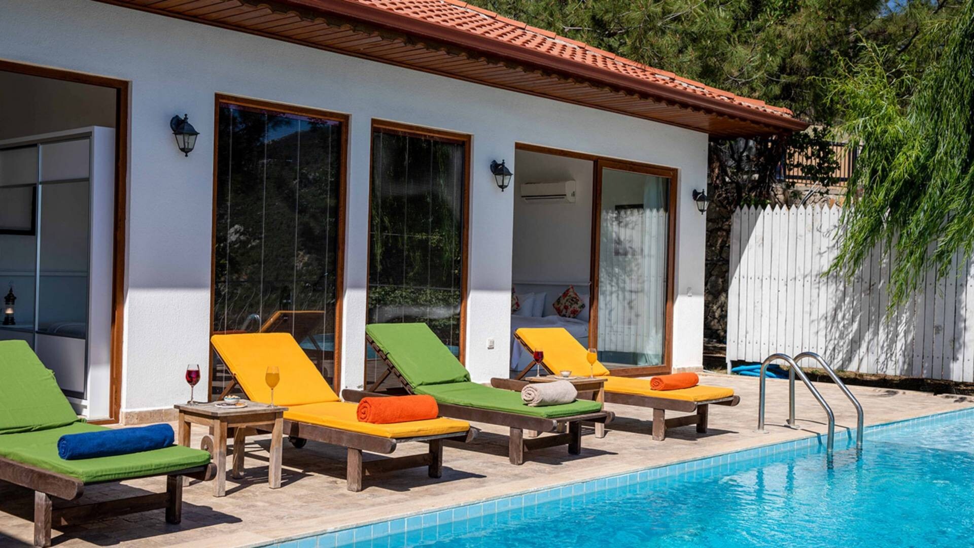 VBK96097 Villa Booking