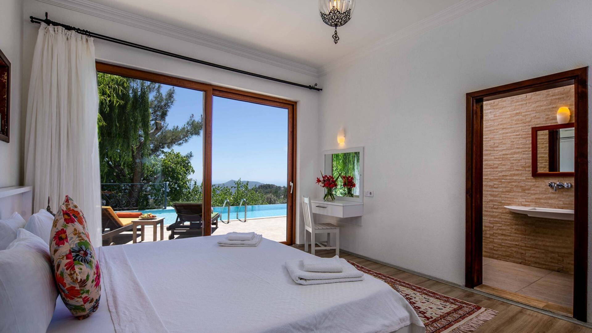 VBK96097 Villa Booking