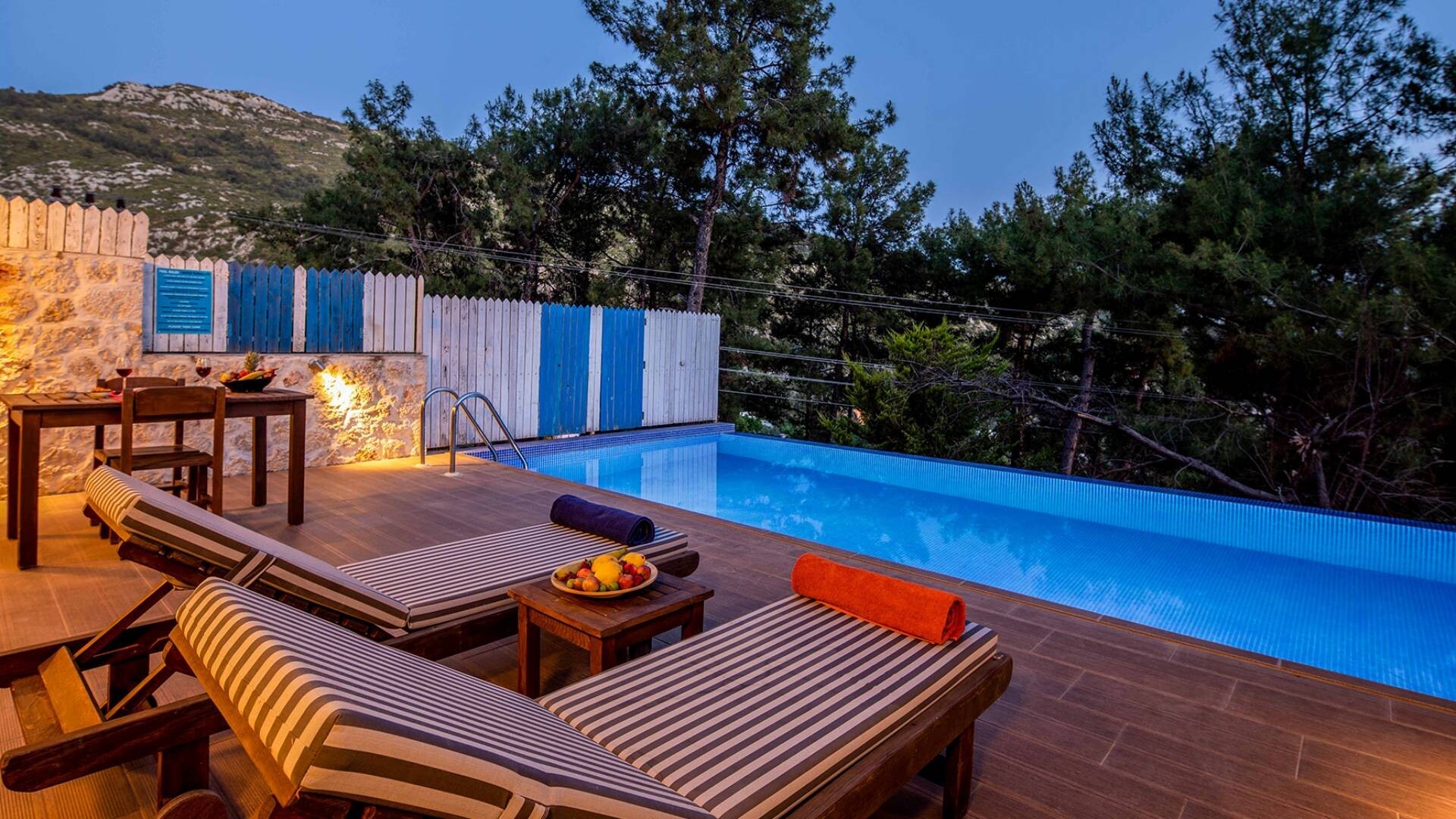 VBK44808 Villa Booking