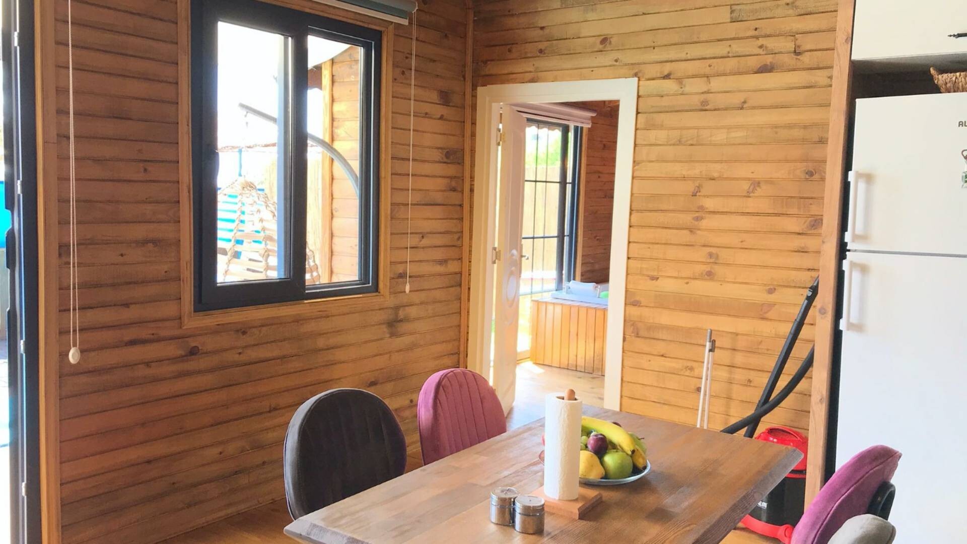 VBK27688 Villa Booking