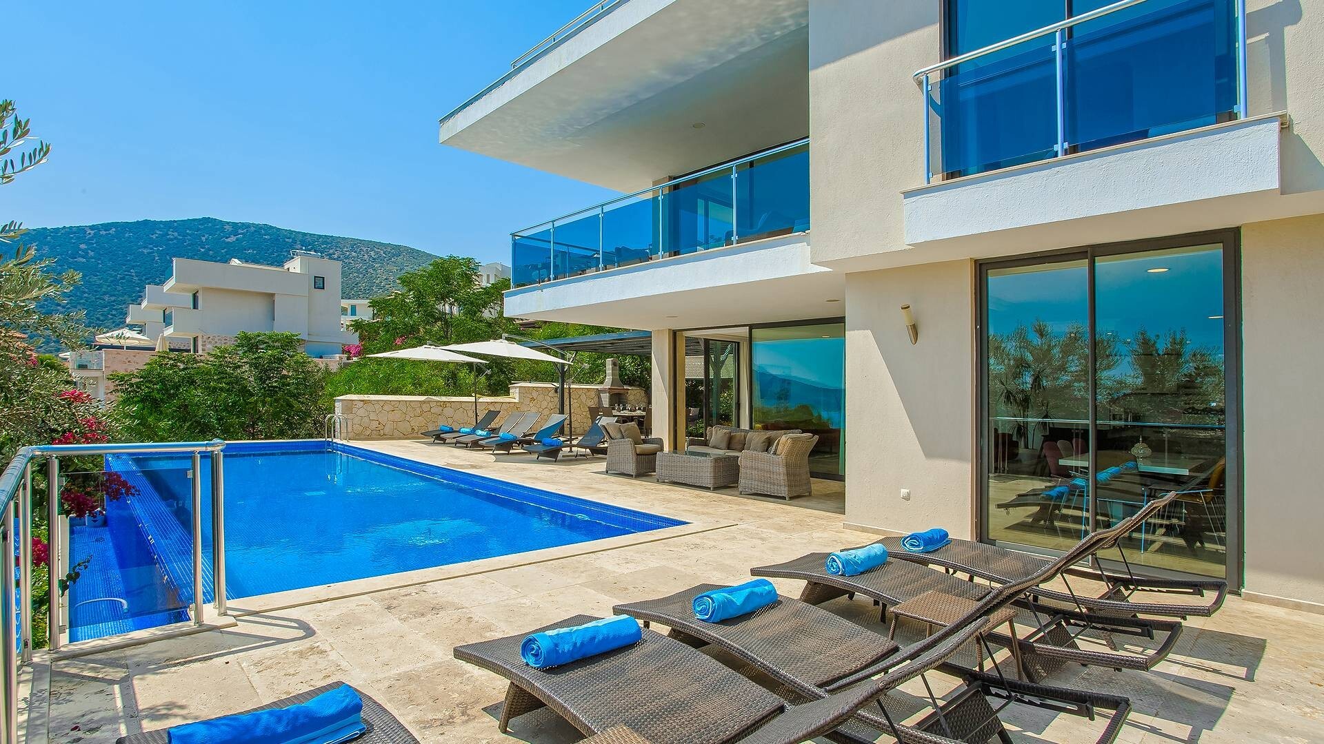 VBK98026 Villa Booking