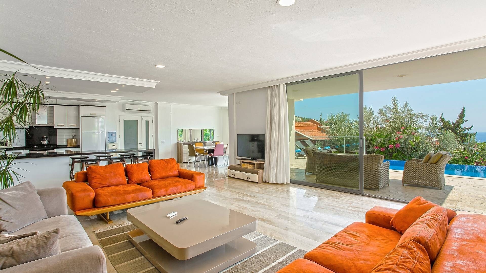 VBK98026 Villa Booking