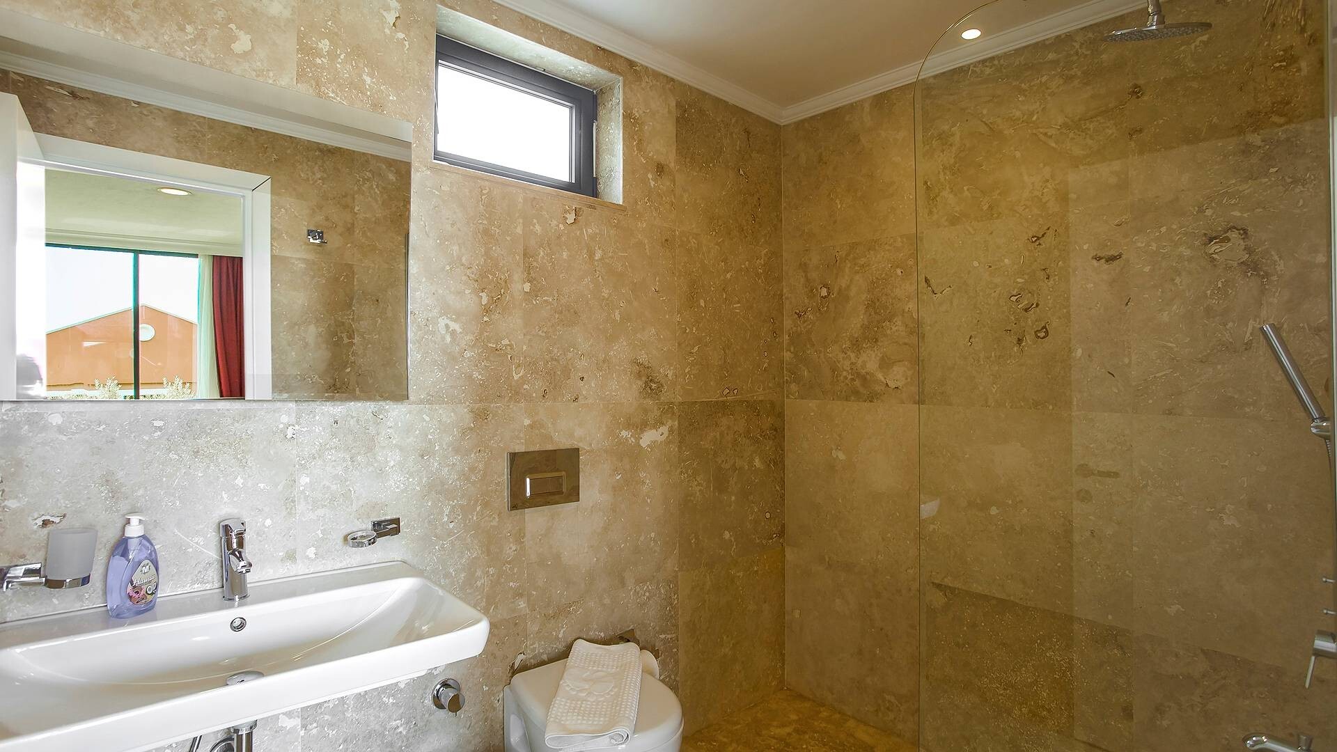 VBK98026 Villa Booking