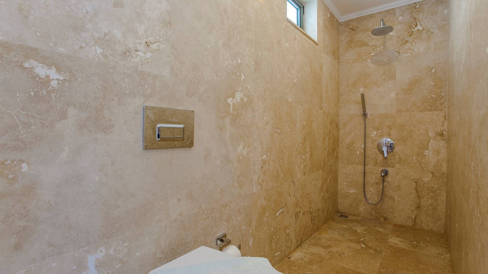 VBK98026 Villa Booking