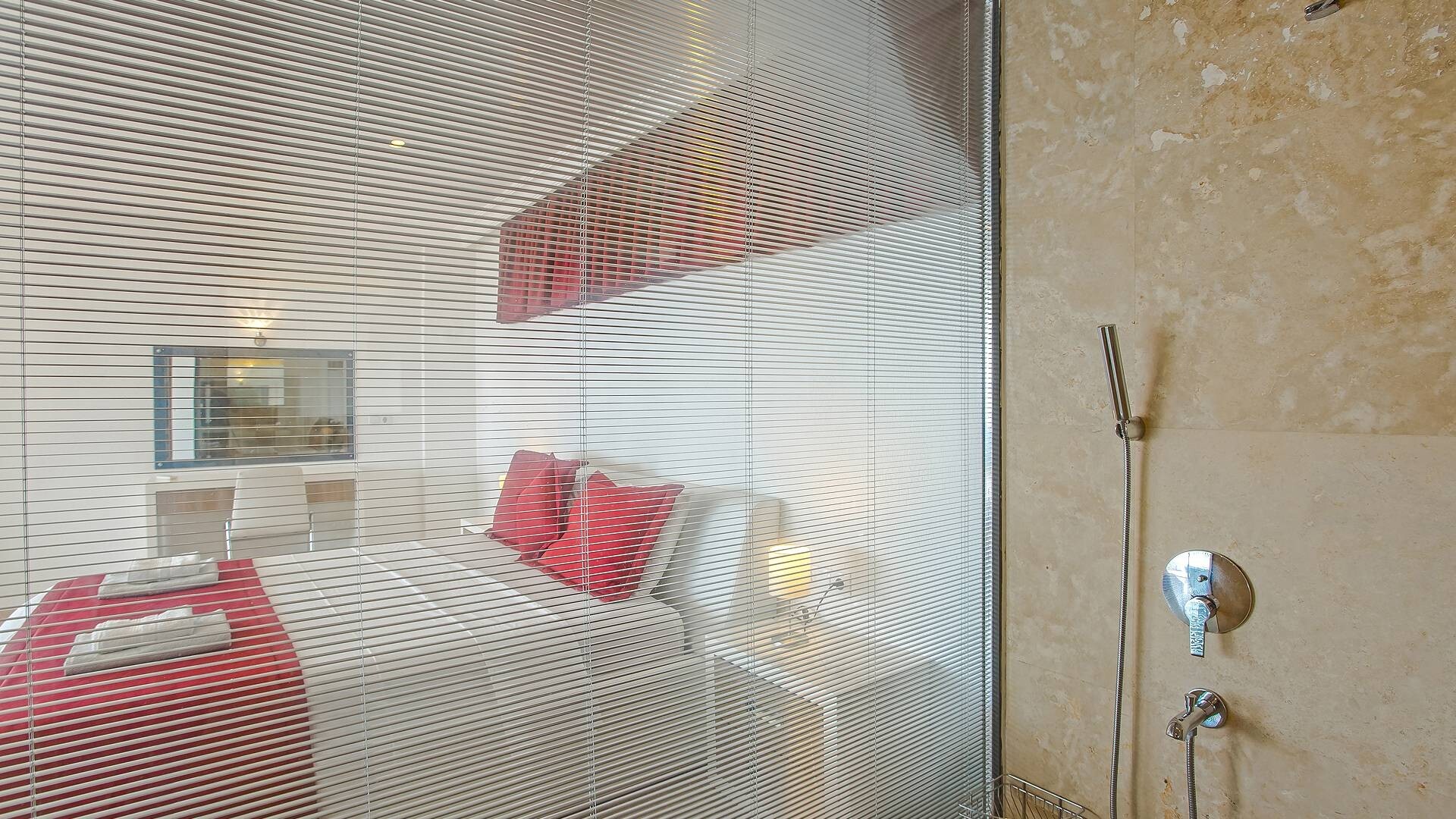 VBK98026 Villa Booking