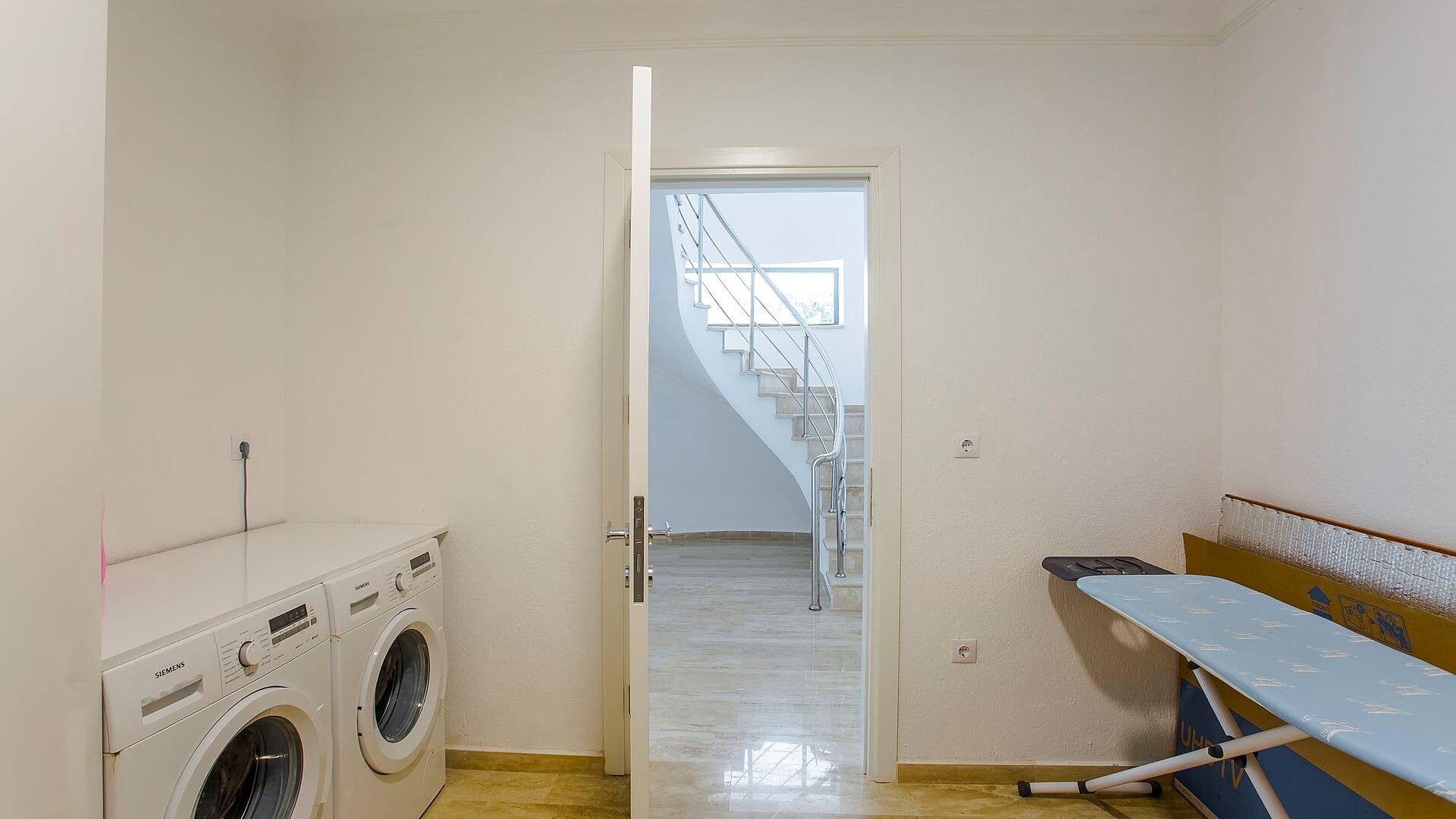 VBK98026 Villa Booking