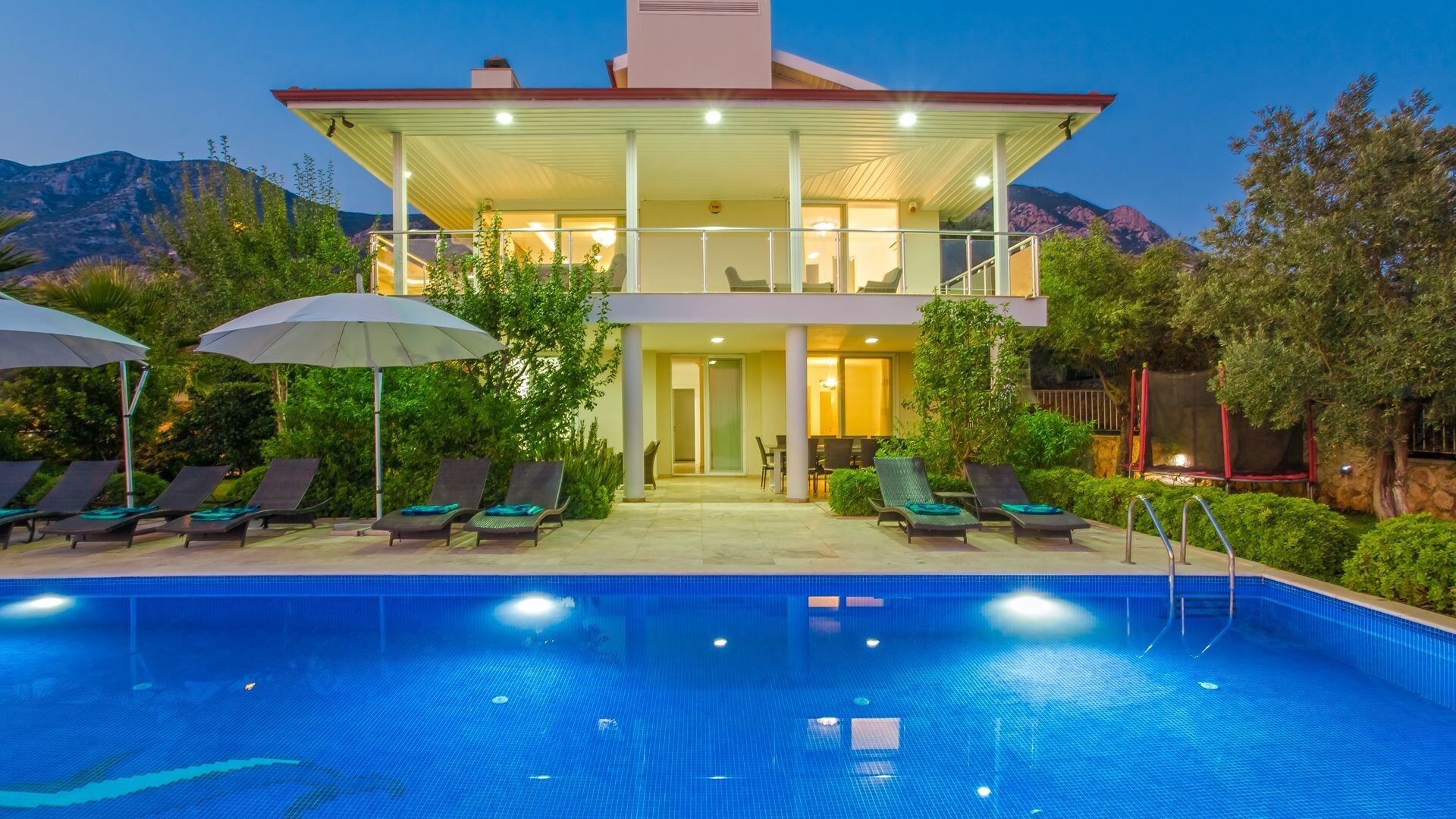 VBK35713 Villa Booking