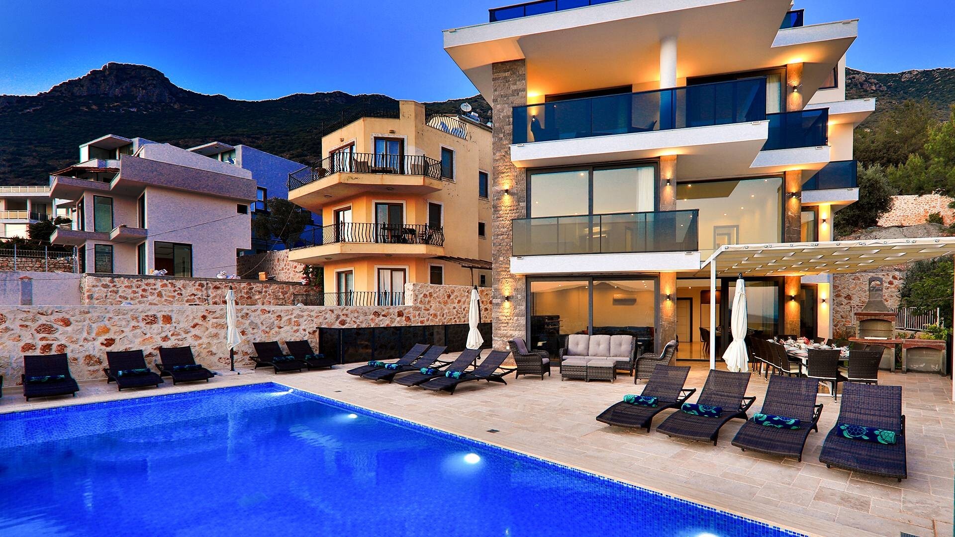 VBK58529 Villa Booking