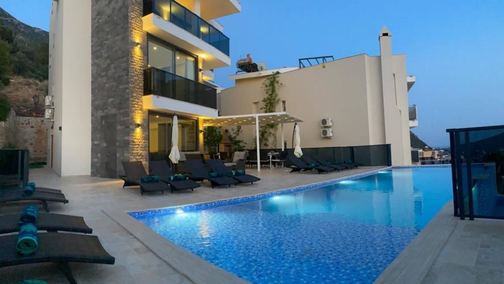 VBK58529 Villa Booking