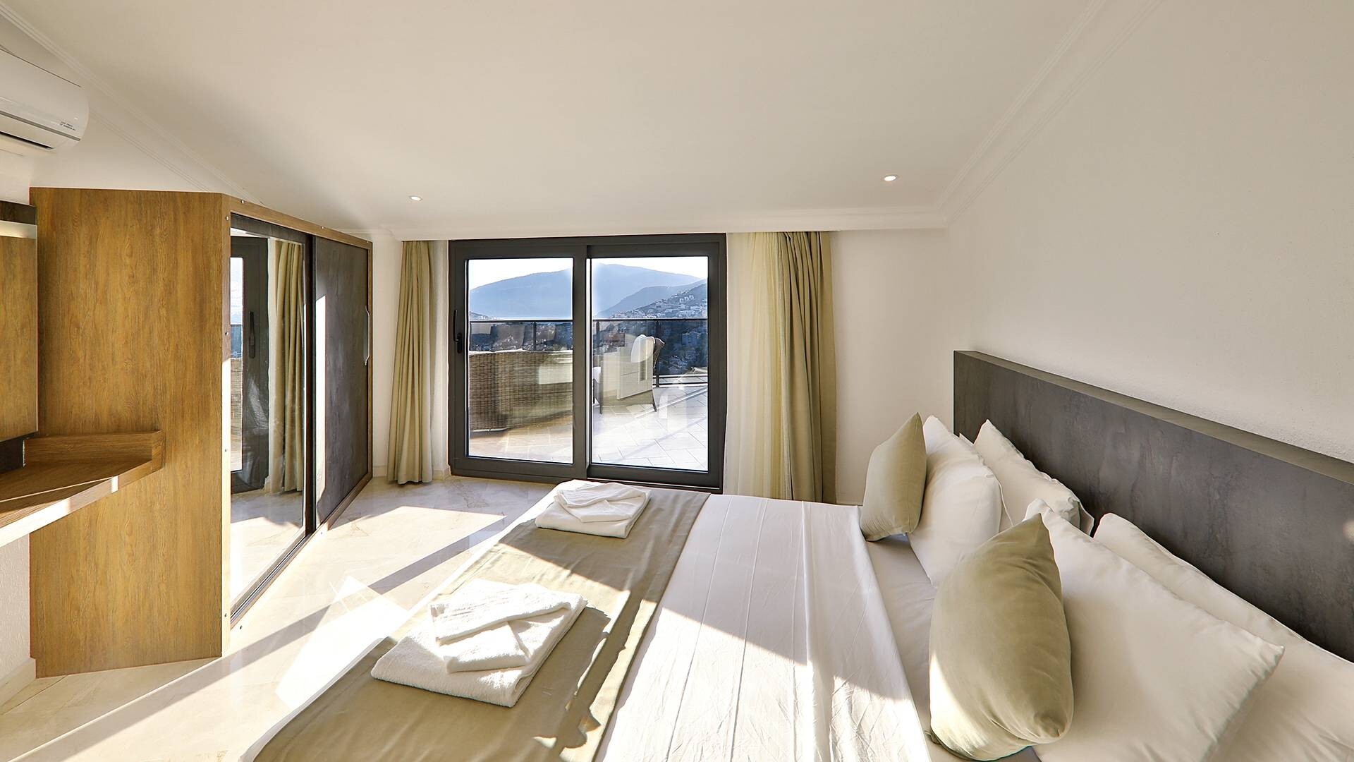 VBK58529 Villa Booking