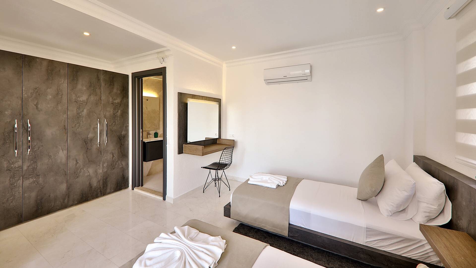 VBK58529 Villa Booking