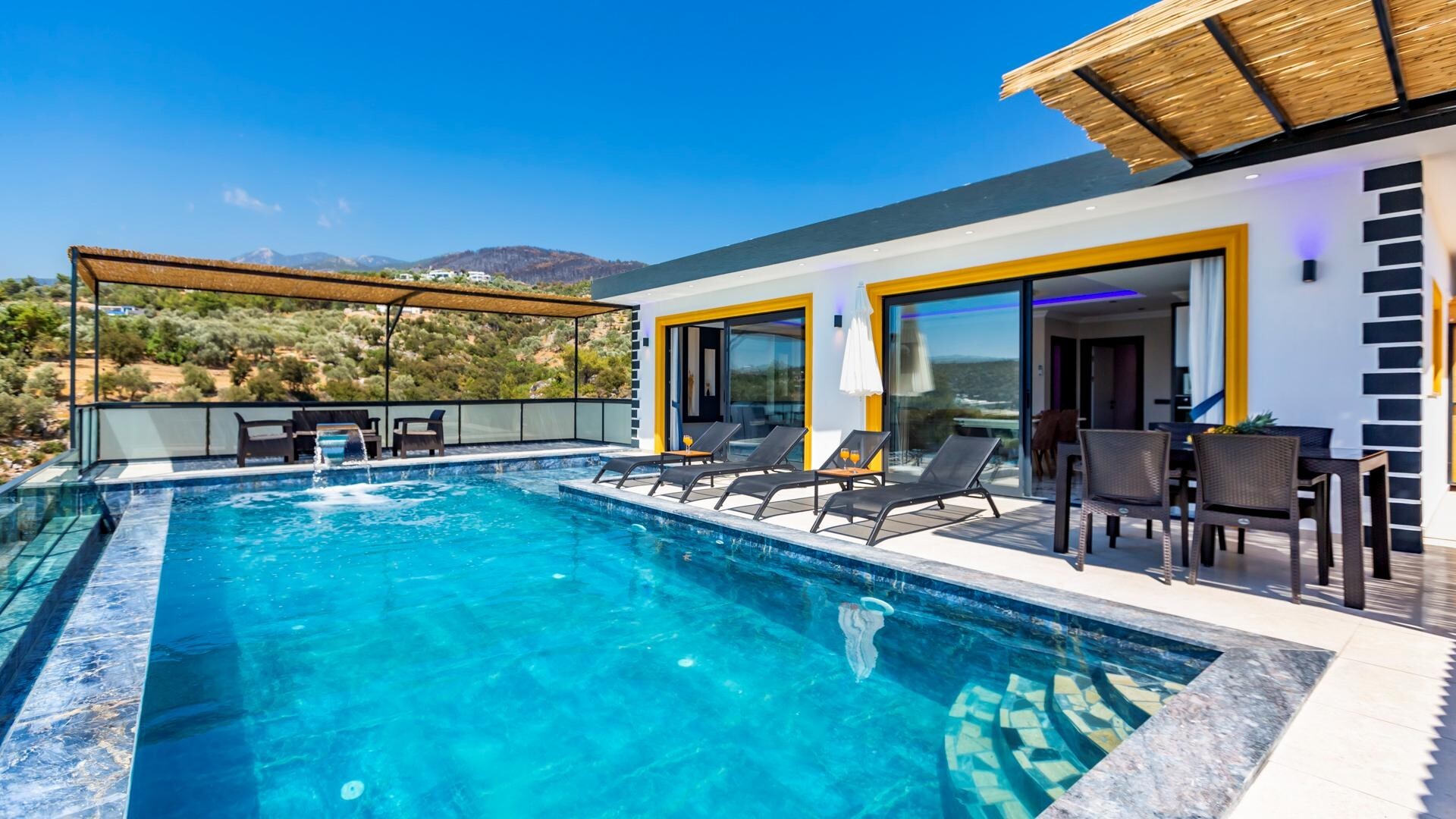 VBK22833 Villa Booking