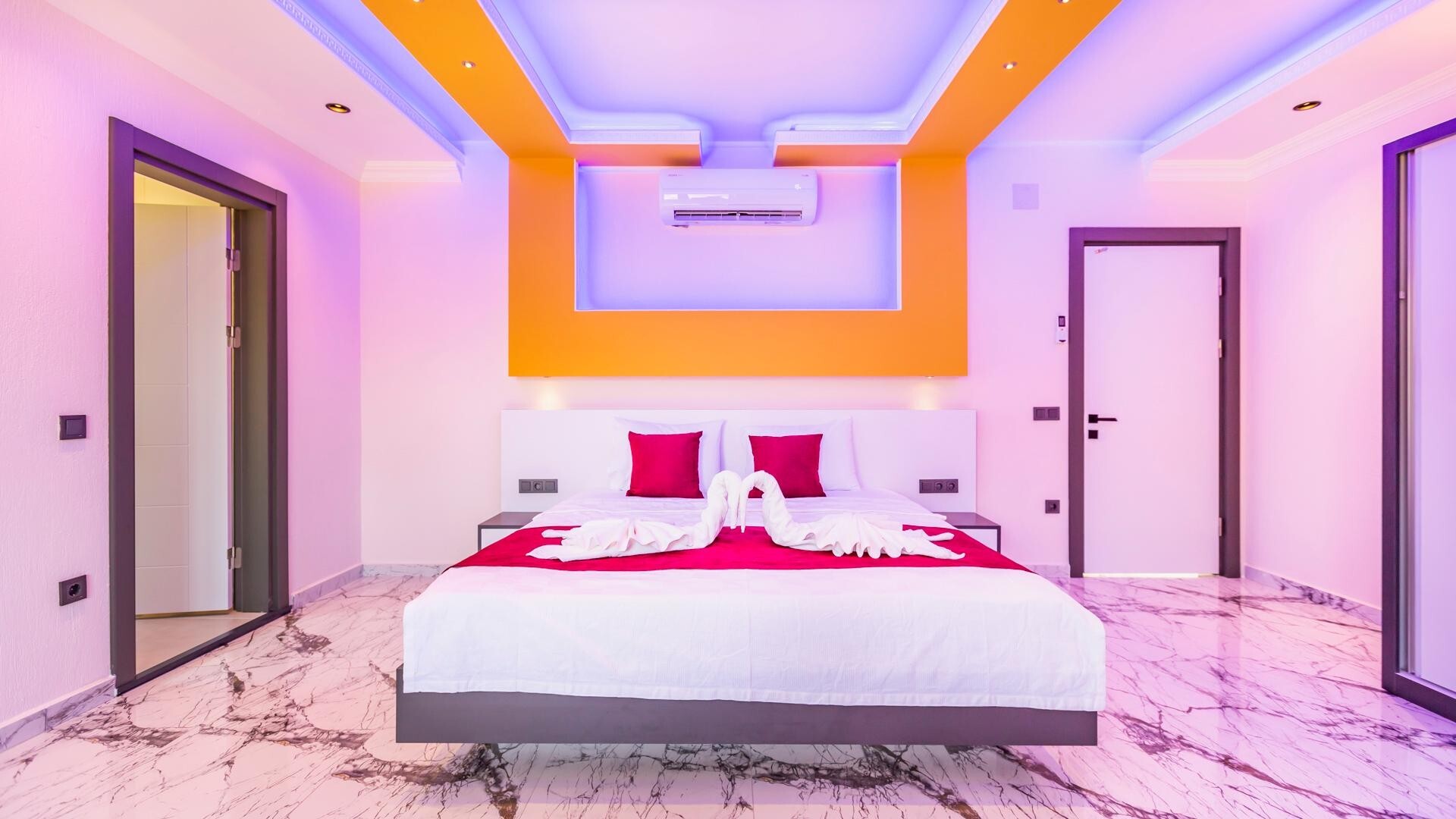 VBK22833 Villa Booking