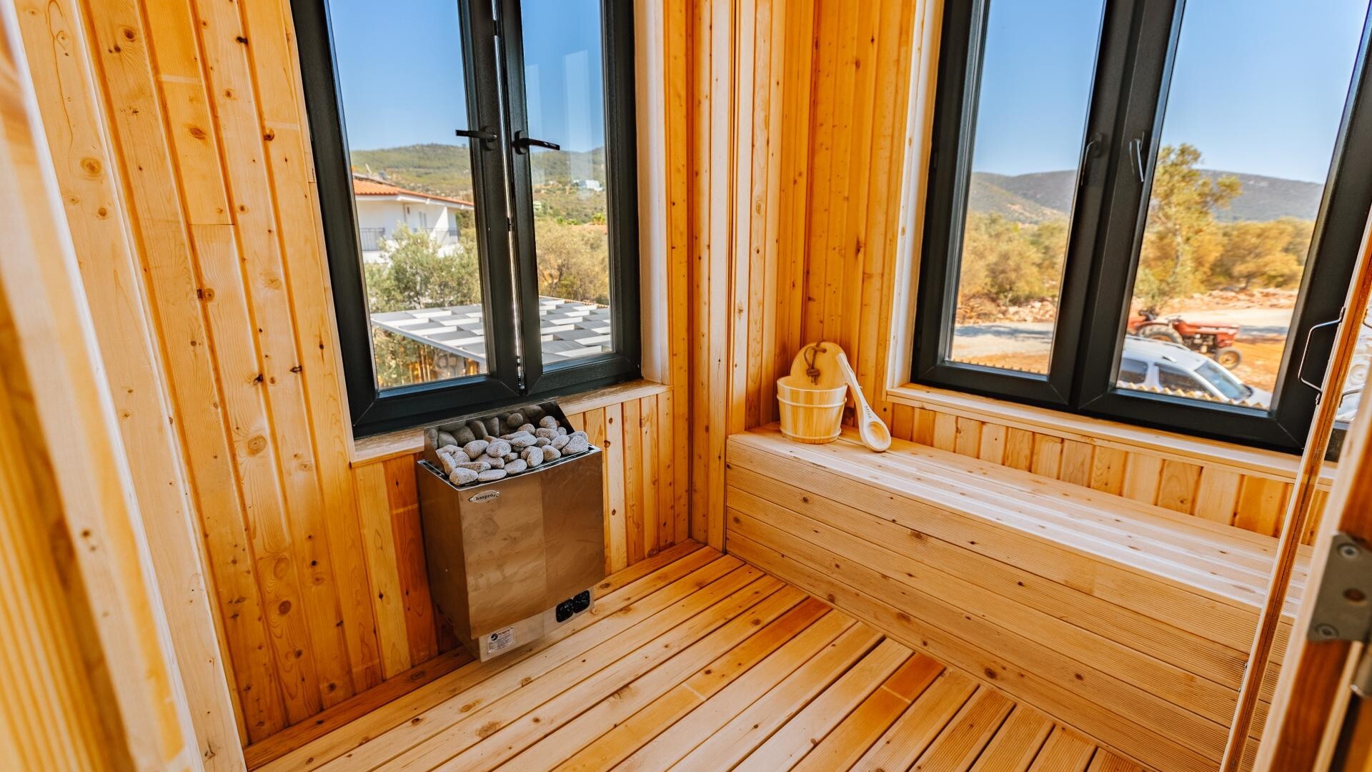 VBK74624 Villa Booking