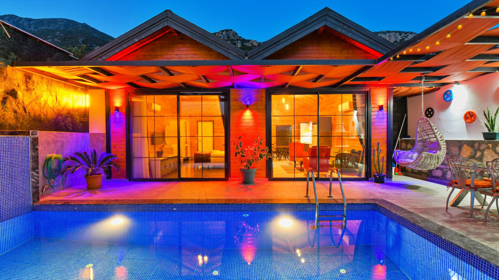 VBK67328 Villa Booking