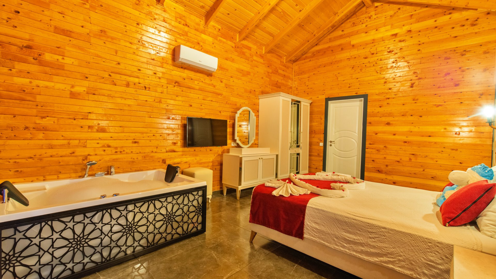 VBK67328 Villa Booking