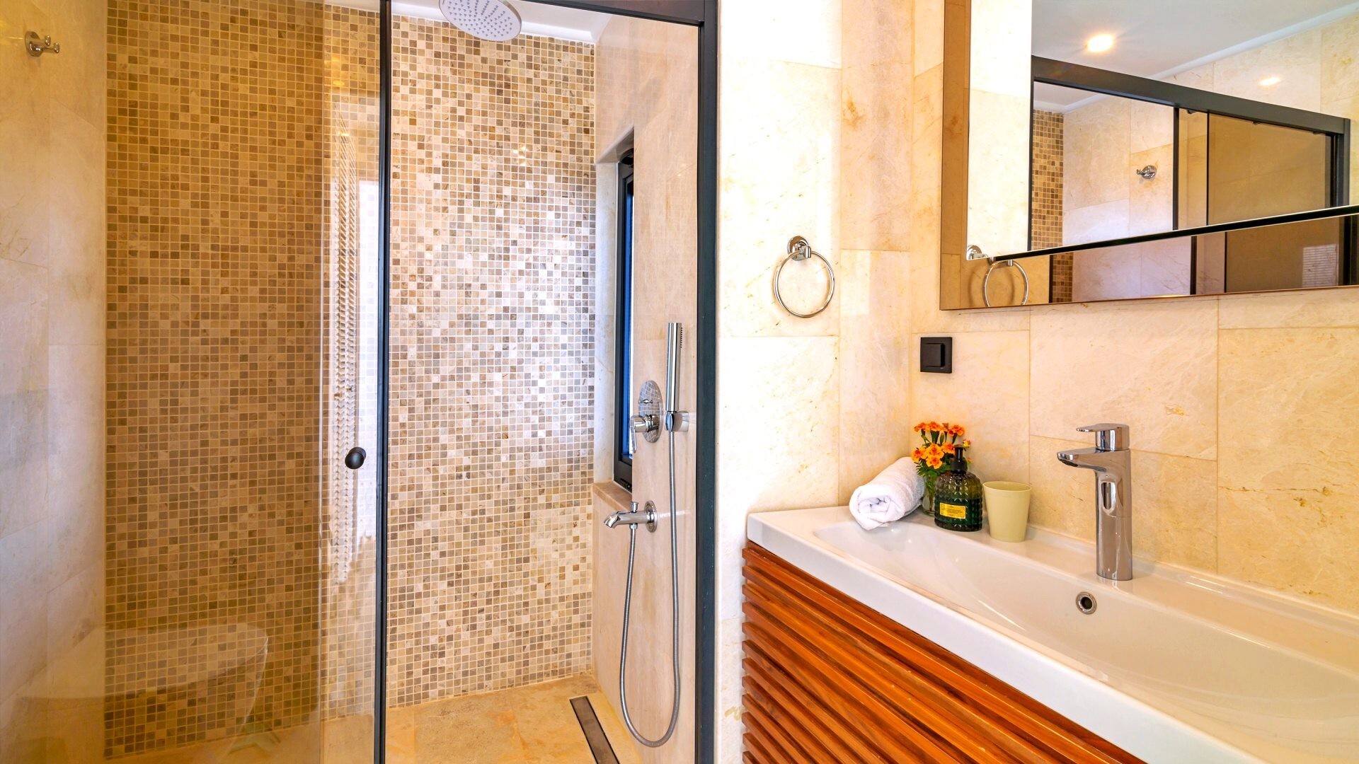 VBK48303 Villa Booking